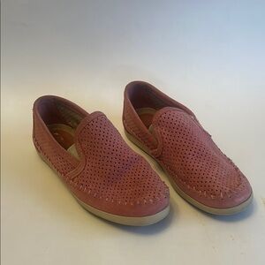 Women’s Pink Leather Minnetonka Slip-On Shoes